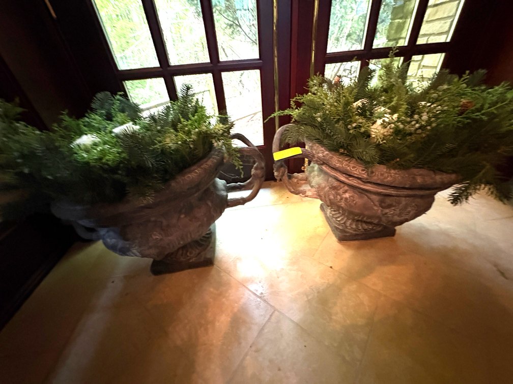 Zone 1-LR- (2) Metal Planters