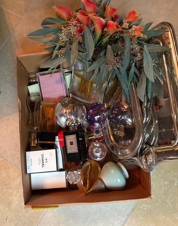 Zone 1-LR- Perfume Bottles, Tray, Faux Flowers