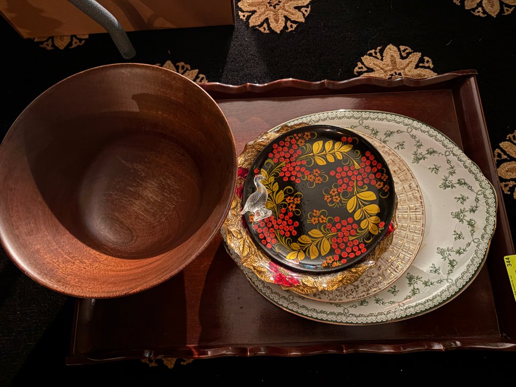 Zone 1-E- Tableware and Serving Pieces