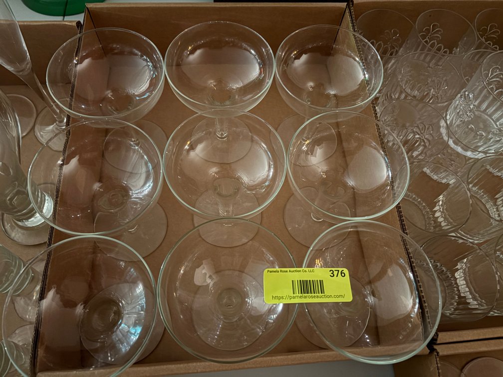 Zone 1-E- (9) Champagne Glasses