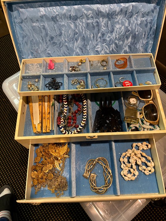 Zone 1-BE- Jewelry Box with Costume Jewelry