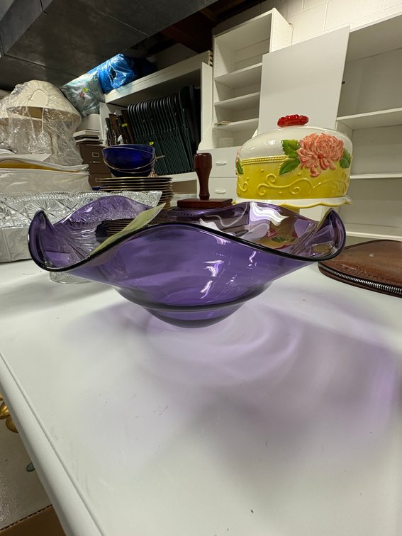 Zone 1-BB- Purple Art Glass Ruffled Bowl