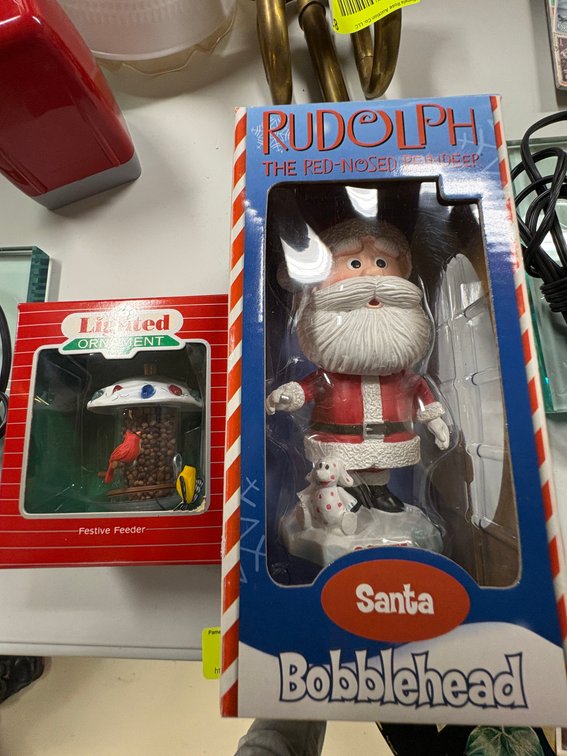 Zone 1-BB- Christmas Bobblehead and Ornament