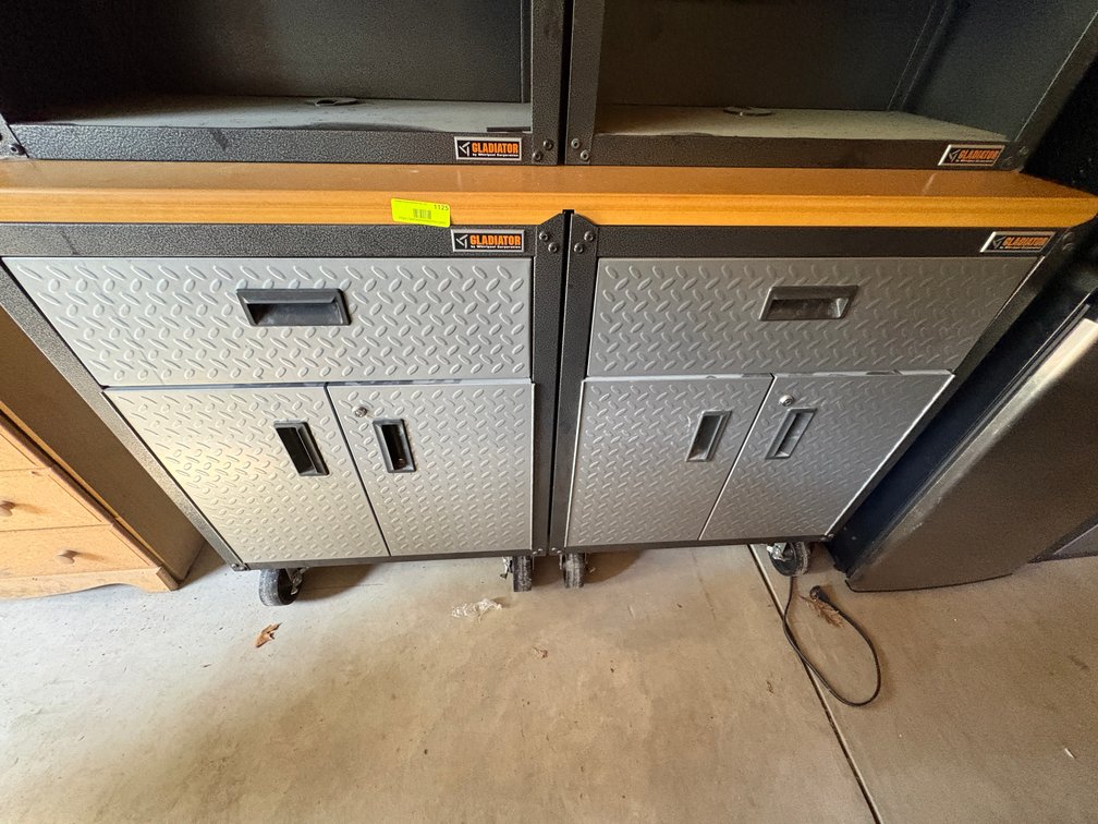 Zone 2-G- Gladiator Rolling Garage Cabinet