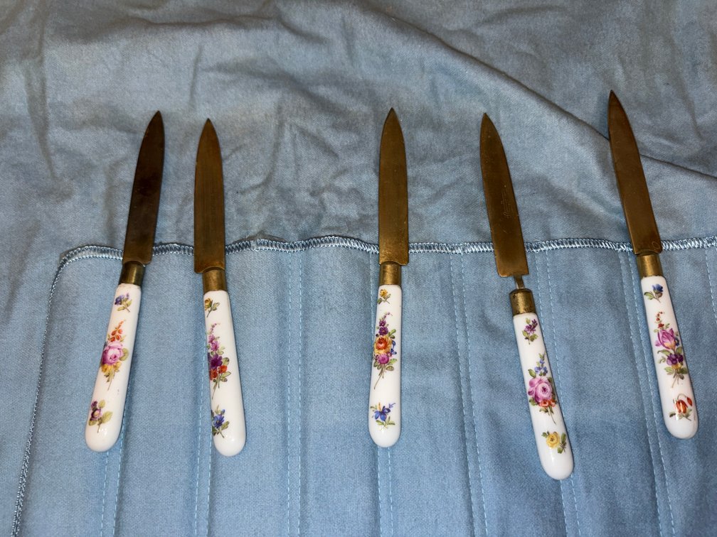 Zone 1-B- Bronze Floral Porcelain Handle Knives