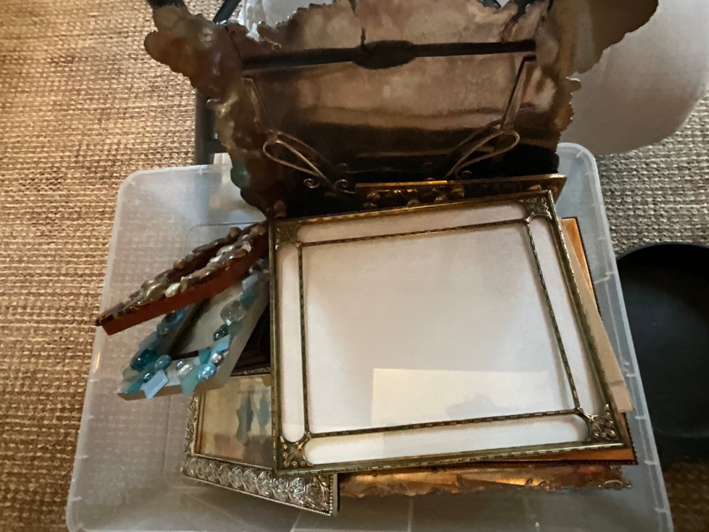 Zone 1-E- Decorative Picture Frames