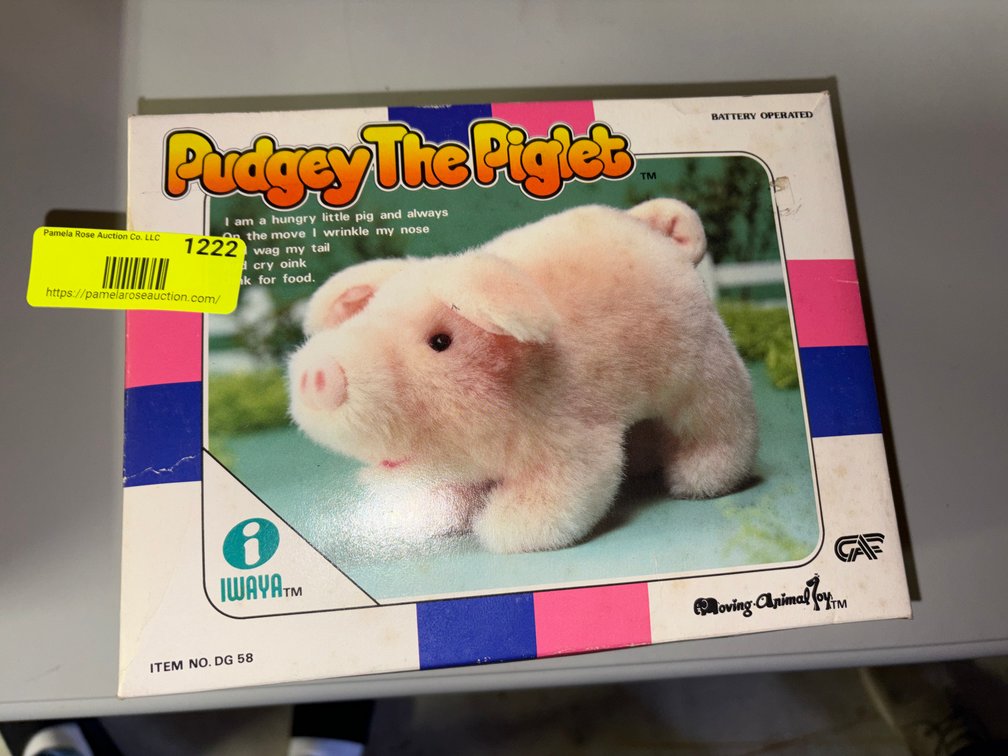 Zone 2-G- Iwaya Pudgey The Piglet Toy Box