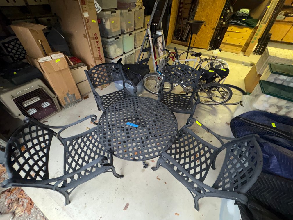 Zone 2-G- Cast Metal Patio Dining Set