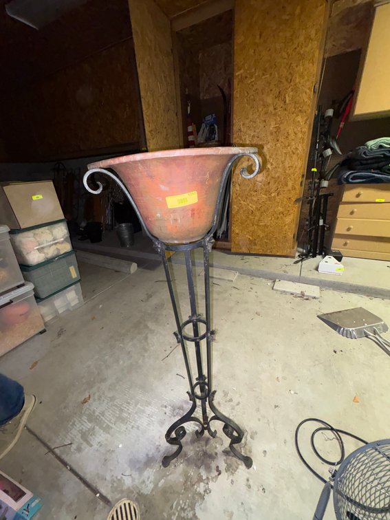 Zone 2-G- Copper Planter with Iron Stand