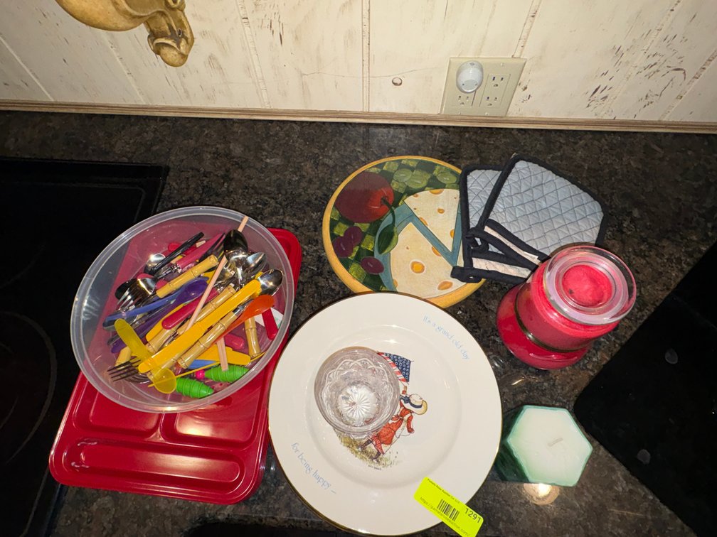 Zone 3-CUP- Kitchenware and Household Items
