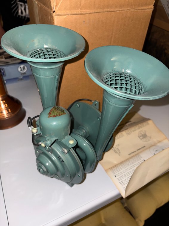 Zone 3-CUP- Jubilee Dual Trumpet Auto Horn