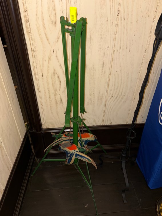 Zone 3-CUP- Folding Stand with Hanging Ducks