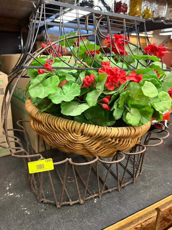 Zone 3-CG- Wire Planter with Artificial Flowers