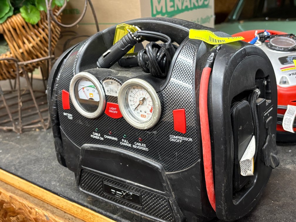 Zone 3-CG- Jump Starter and Air Compressor