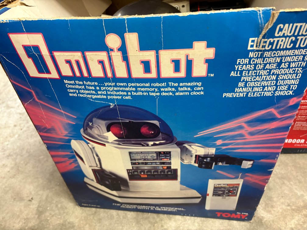 Zone 3-CG- Tomy Omnibot Robot in Box