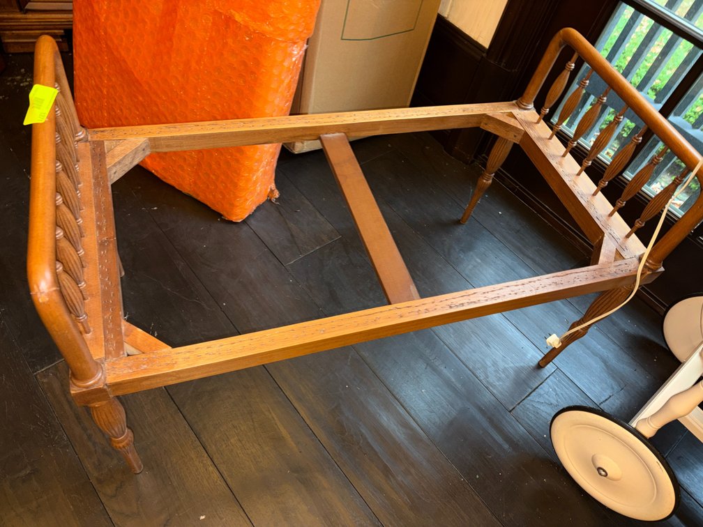Zone 3-CUP- Wooden Spindle Daybed Frame