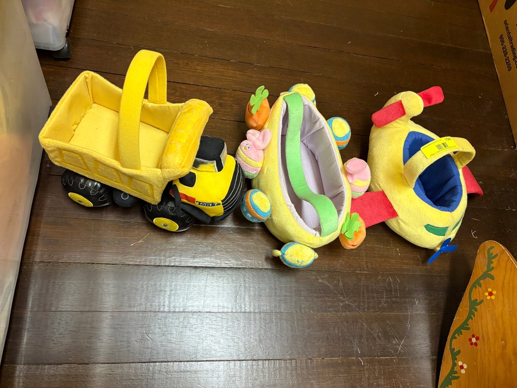 Zone 3-CUP- Plush Novelty Baskets