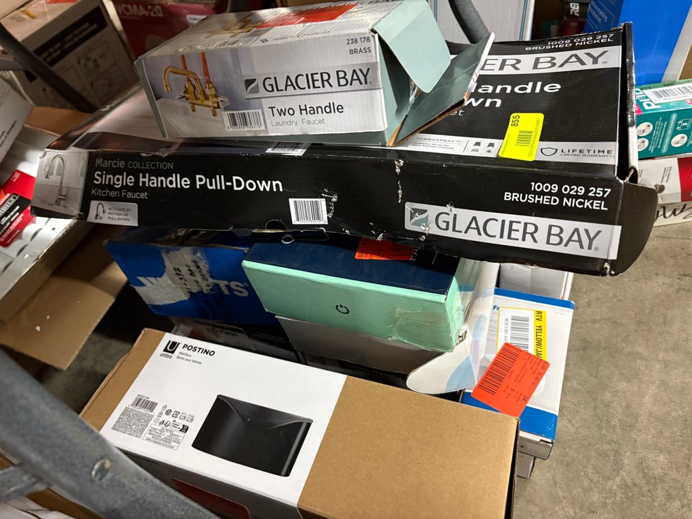 Assorted Plumbing Fixtures/Hardware Parts