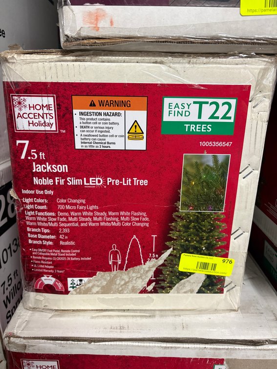 Home Accents Holiday 7.5 ft Tree