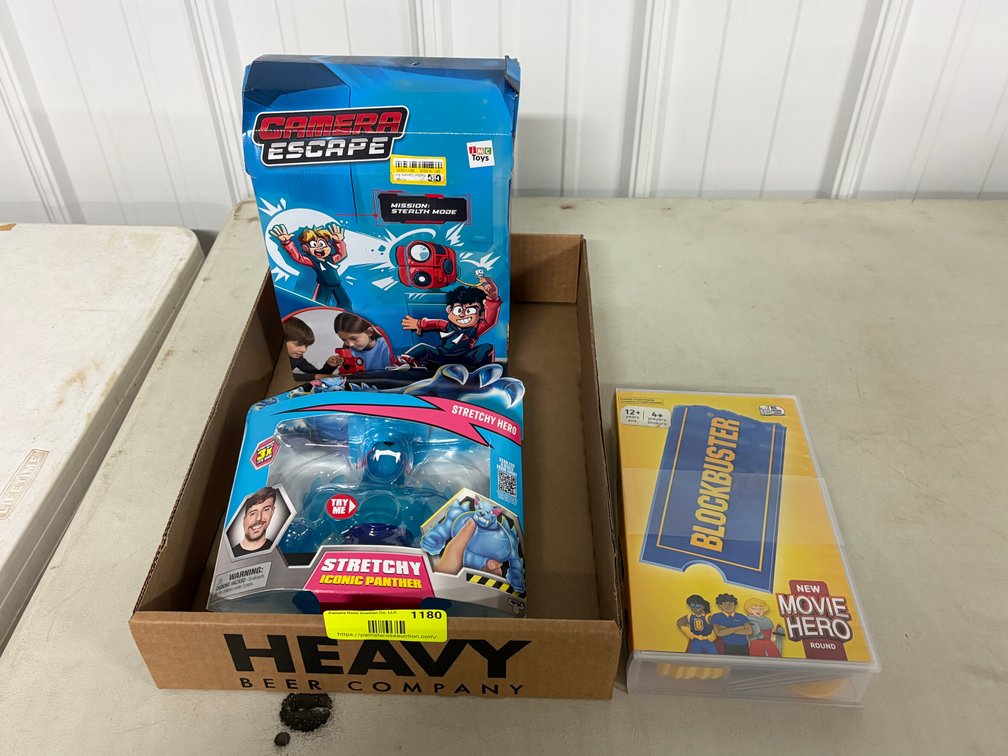 Board Games & Action Figure