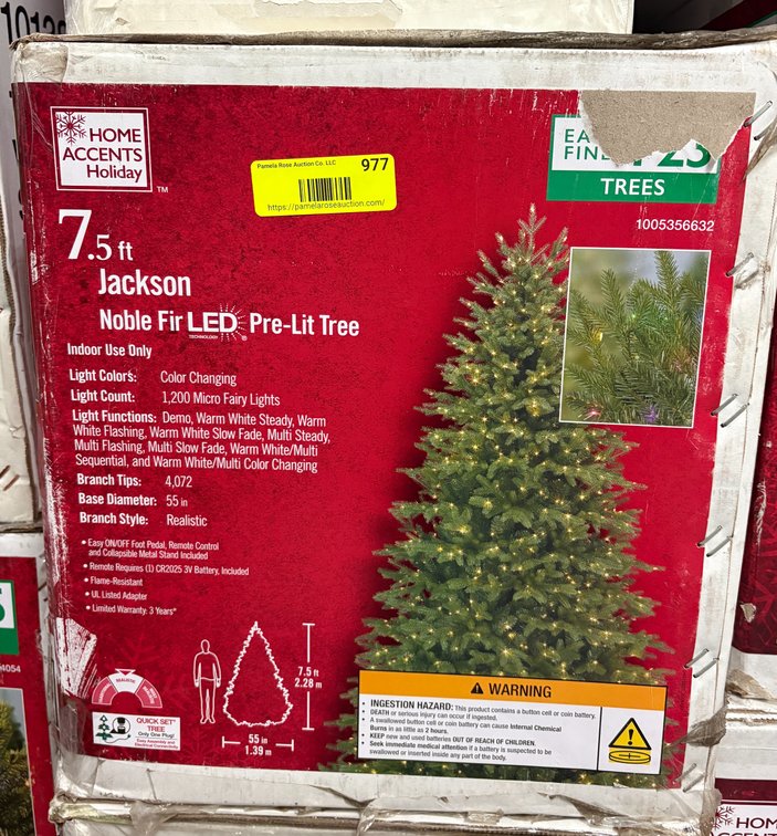 Home Accents Holiday 7.5 ft Tree