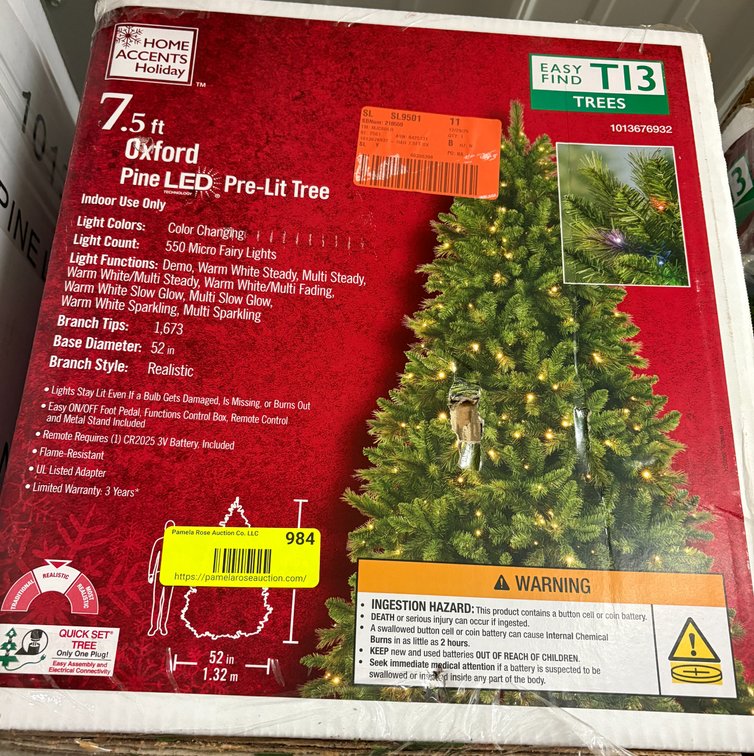 Home Accents Holiday 7.5 ft Pre-Lit Tree