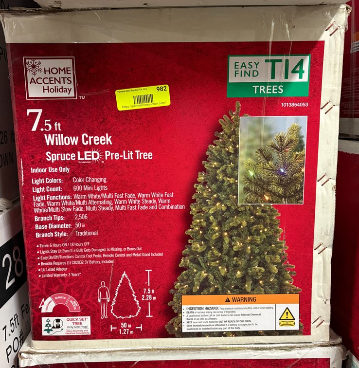 Home Accents Holiday 7.5' Christmas Tree
