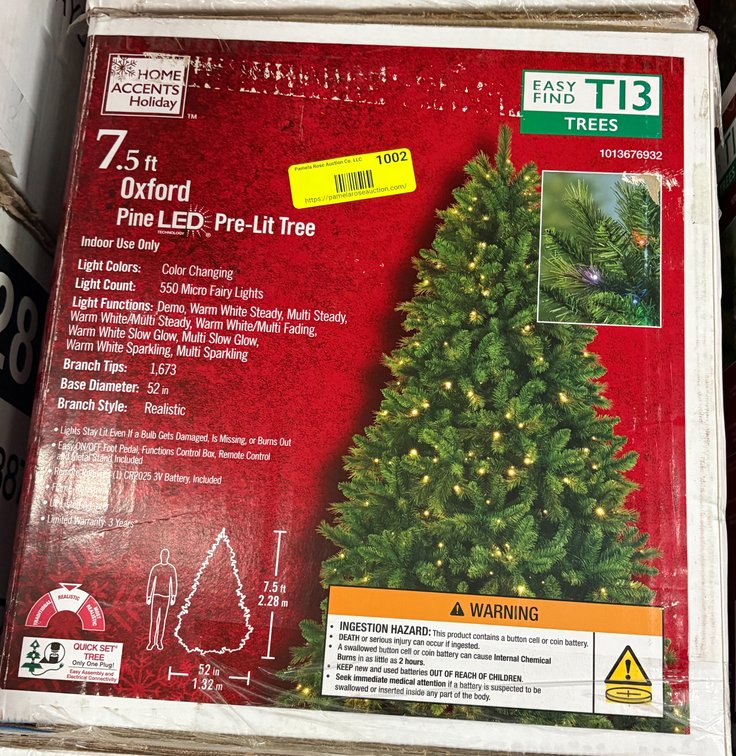 Home Accents 7.5 ft Oxford Pine Tree