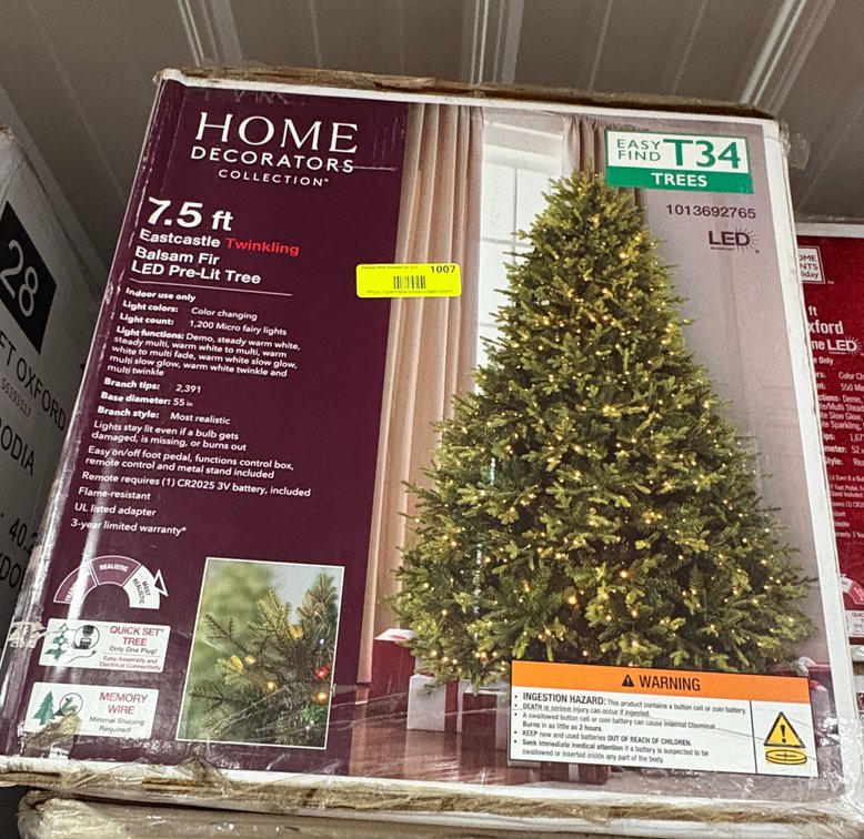 Home Decorators 7.5 ft Pre-Lit Tree