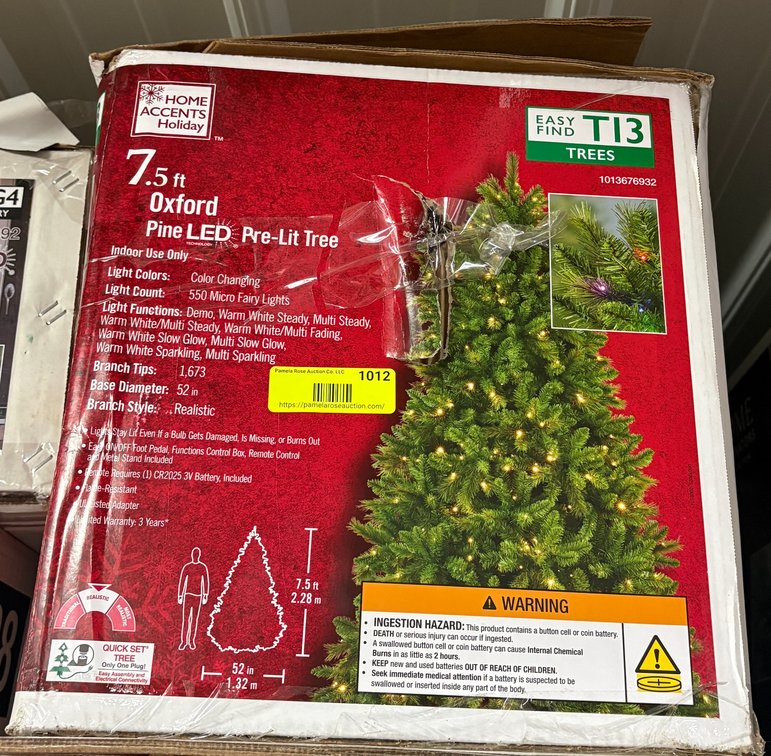 Home Accents Holiday 7.5 ft Pine Tree
