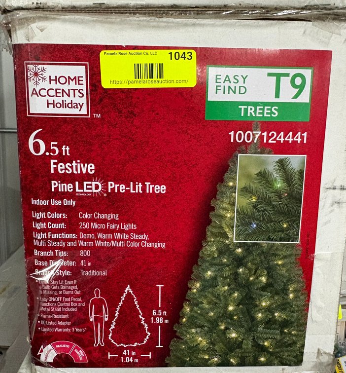 Home Accents Holiday 6.5 ft Pine Tree