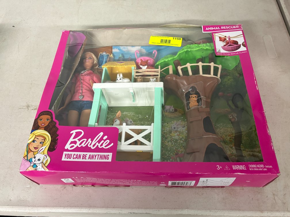 Barbie Animal Rescuer Playset