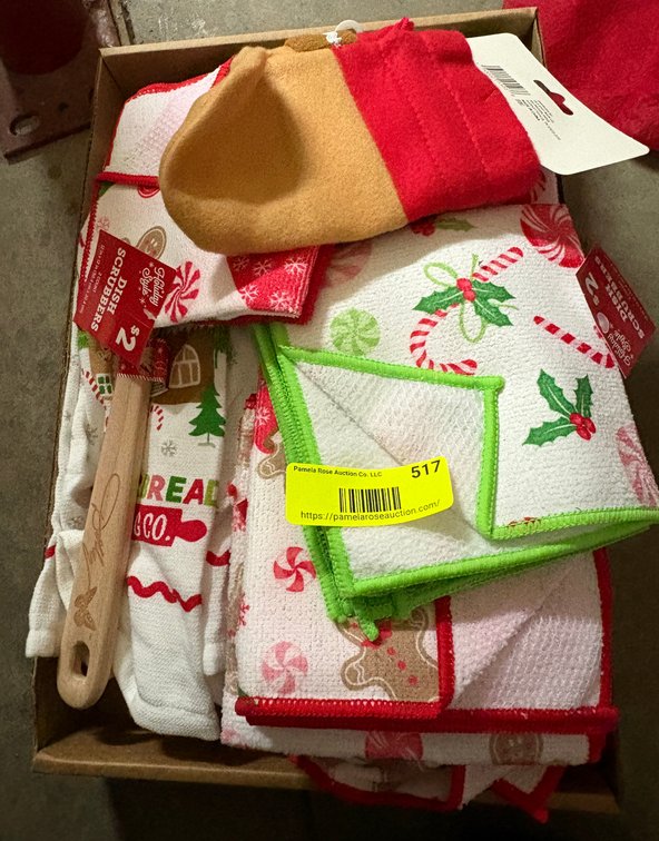 Holiday Kitchen Towels & Scrubbers