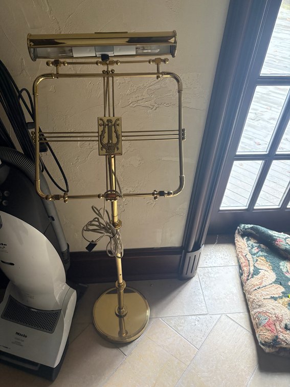 Zone 1-LR- Brass Music Stand With Light