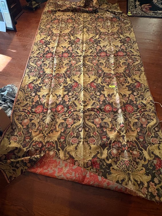 Zone 1-E- Large Floral Material