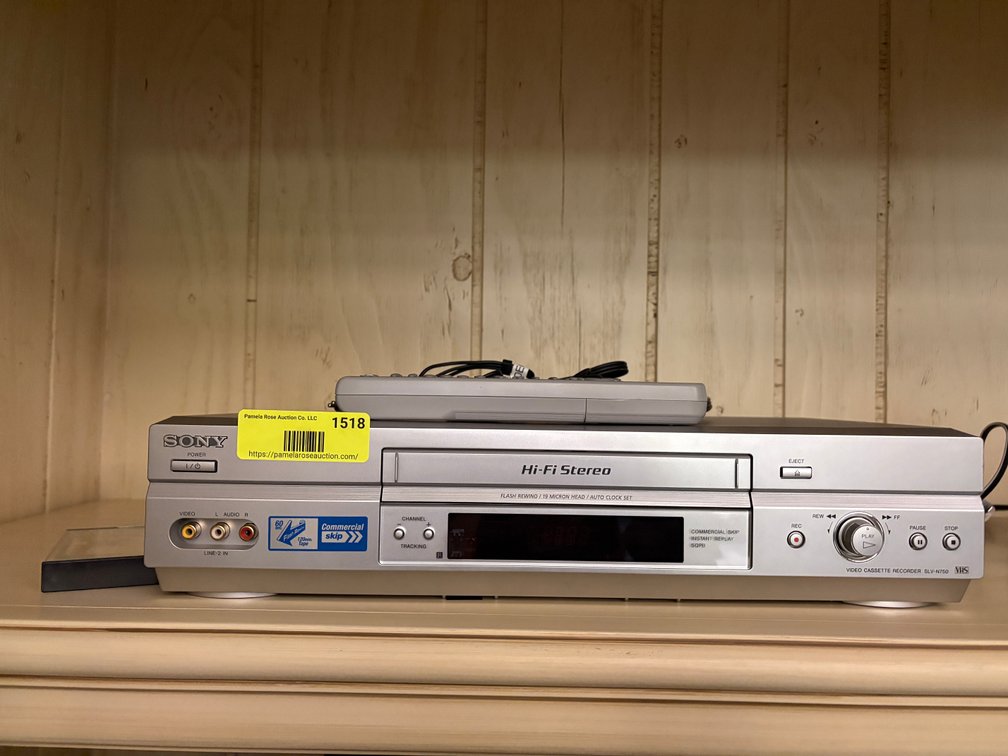 Zone 3-CUP- Sony VHS Player
