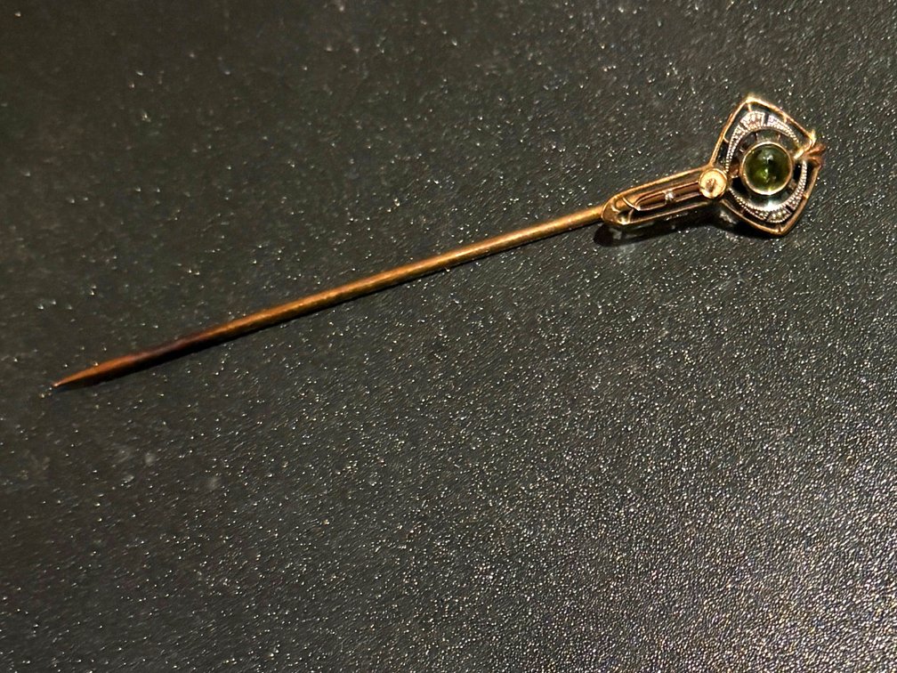 Zone 1-B- 14K Women’s Hat Pin