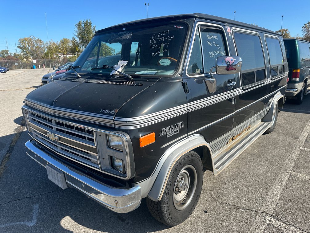 1990 Black GMC G2500 Vandura Van