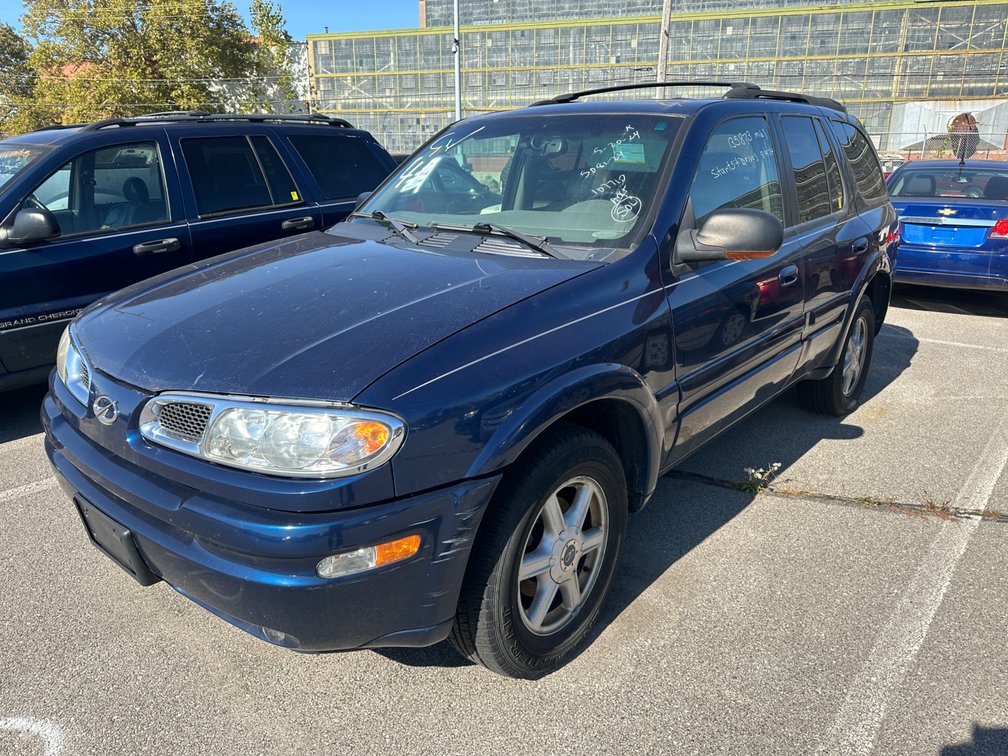 2002 Blue Oldsmobile Bravada
