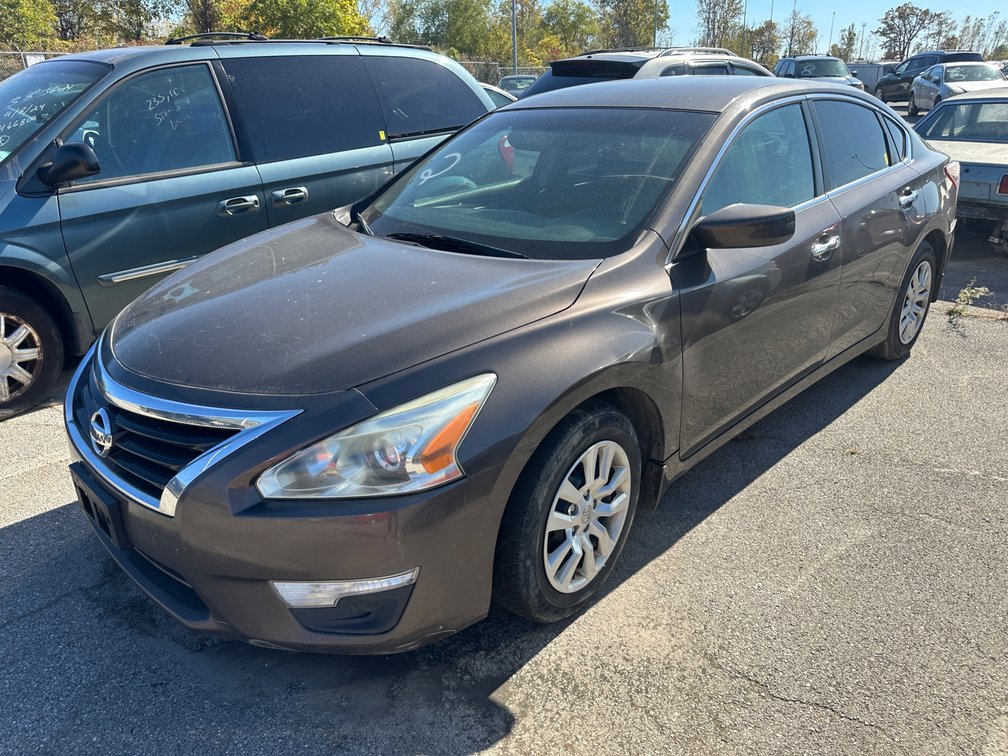 2013 Gray Nissan Altima