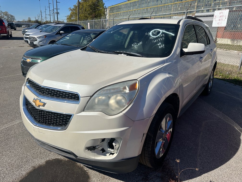 2013 White Chevrolet Equinox