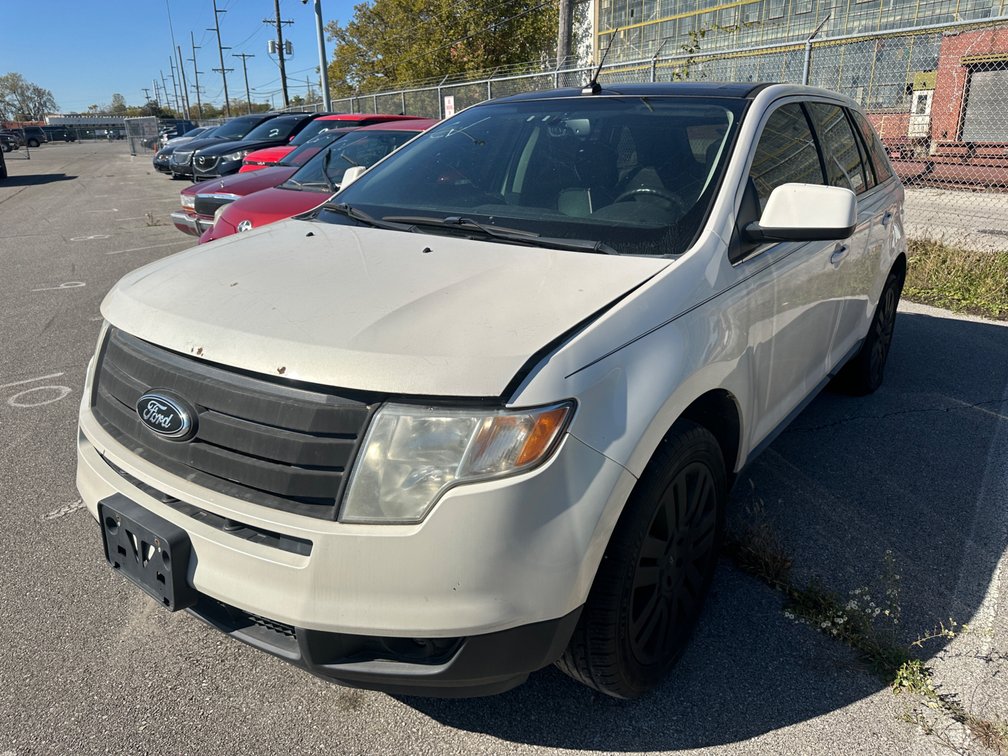 2008 White Ford Edge