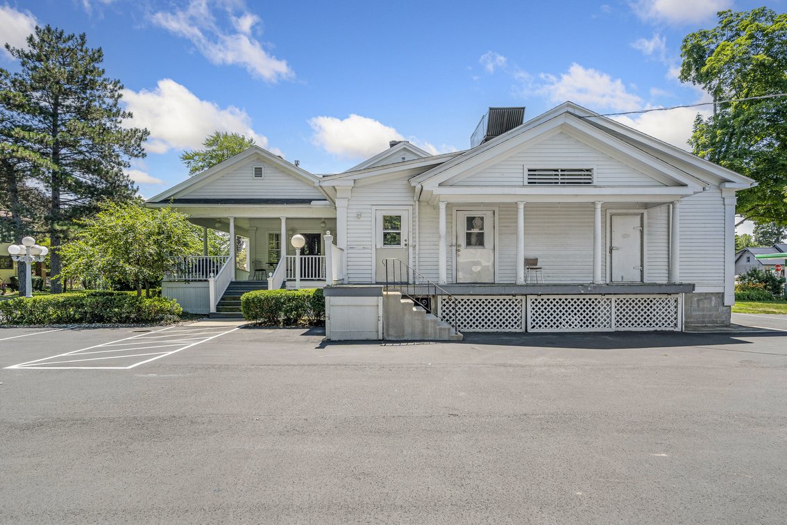 Image for 424 West Adrian Street, Blissfield, Michigan 49228