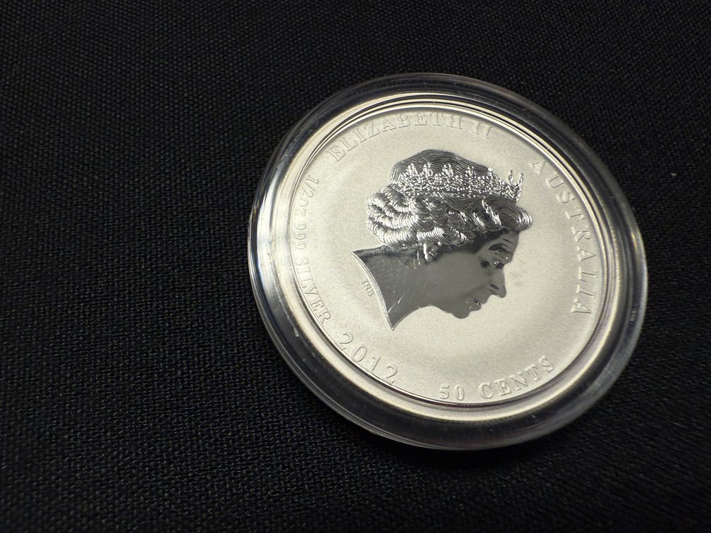2012 Year Of The Dragon / Elizabeth II Australia 50 Cents, 1/2 Oz Silver