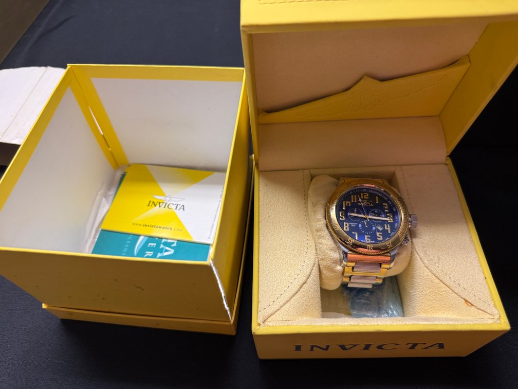 Invicta Diver Watch Tachymeter Chronograph 200MT Model: 4160
