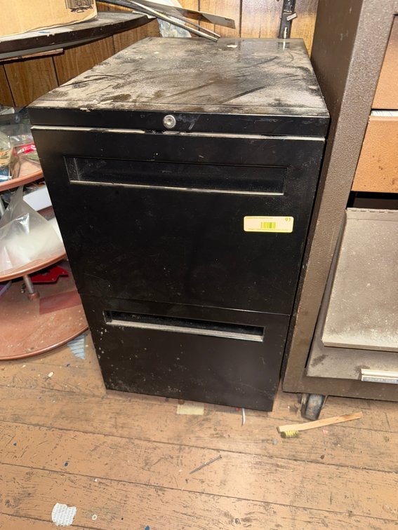 B1- Metal Filing Cabinet