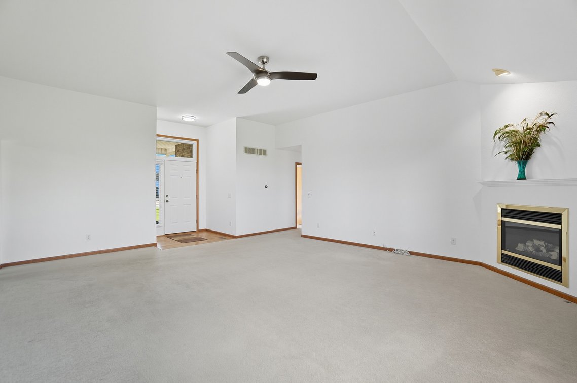 Image for 32 Fountain Drive, Holland, Ohio 43528