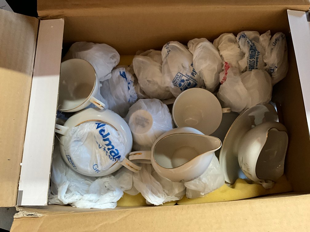 Kayson's Fine China Golden Rhapsody 