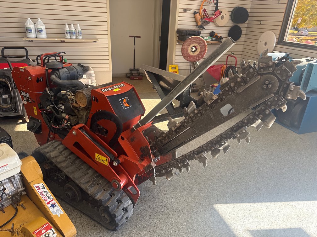 SR- 2021 Ditch Witch C24X
