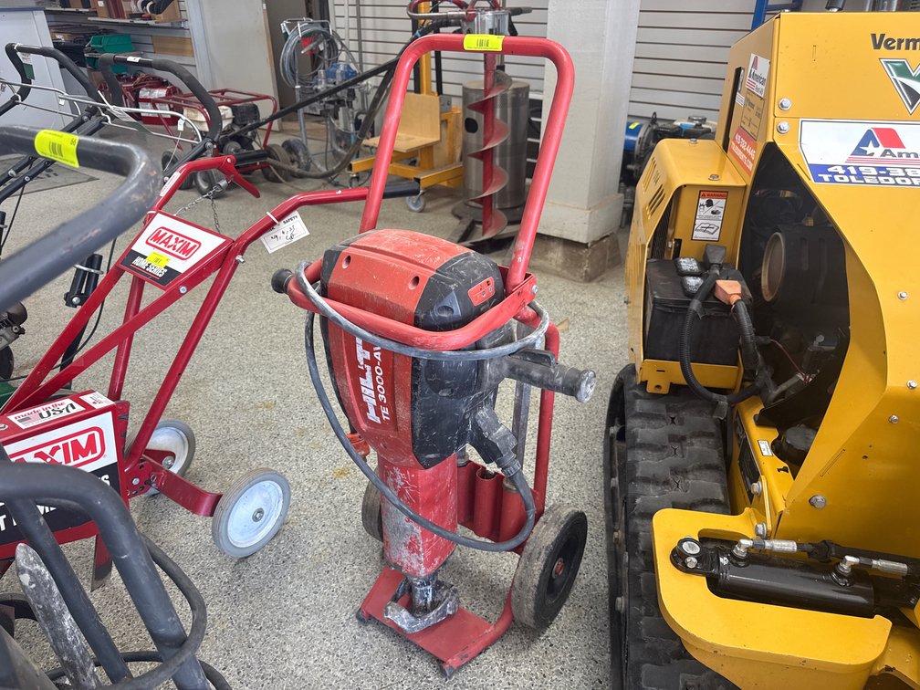 SR- Hilti TE 3000-AVR Jackhammer 